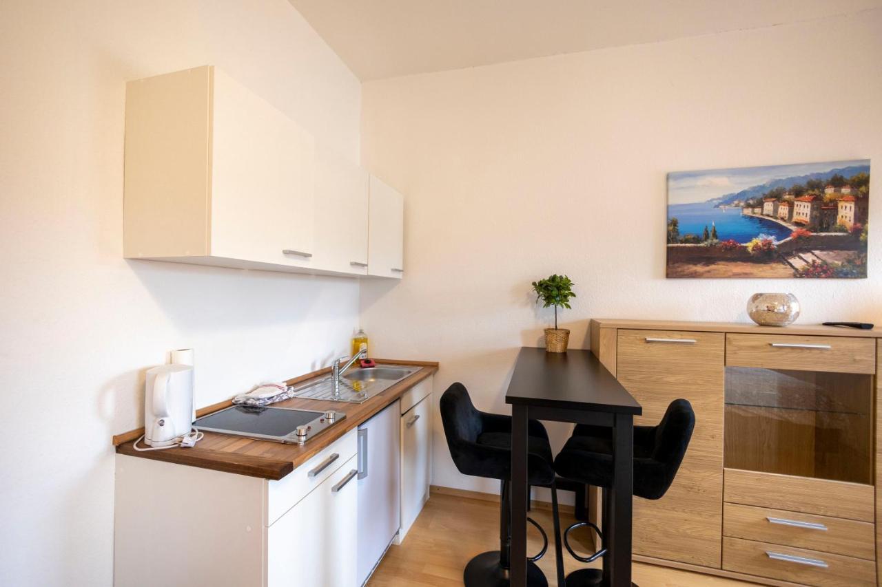 Budget City Appartement Kueche,Bad, Parken Im Zentrum Von Ravensburg Bagian luar foto