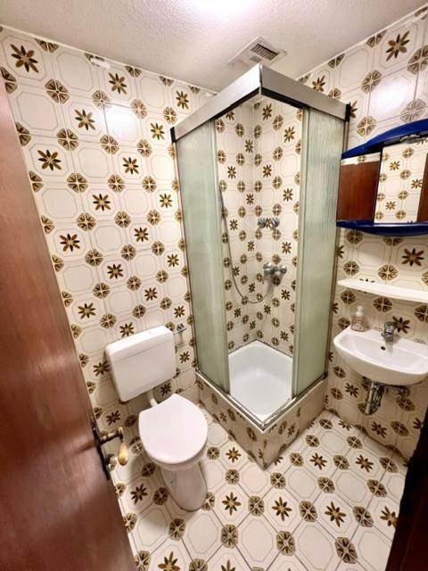 Budget City Appartement Kueche,Bad, Parken Im Zentrum Von Ravensburg Bagian luar foto