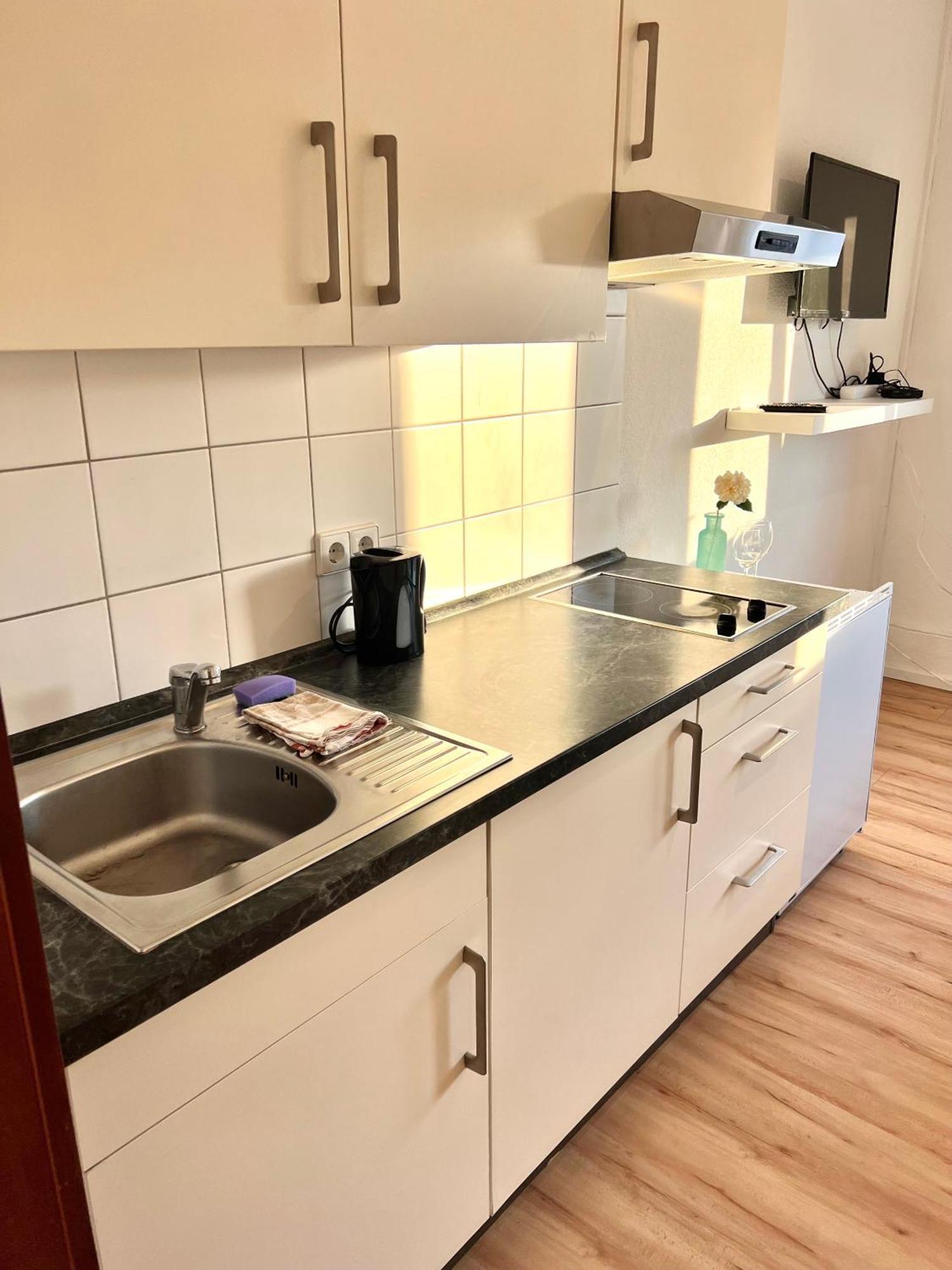 Budget City Appartement Kueche,Bad, Parken Im Zentrum Von Ravensburg Bagian luar foto
